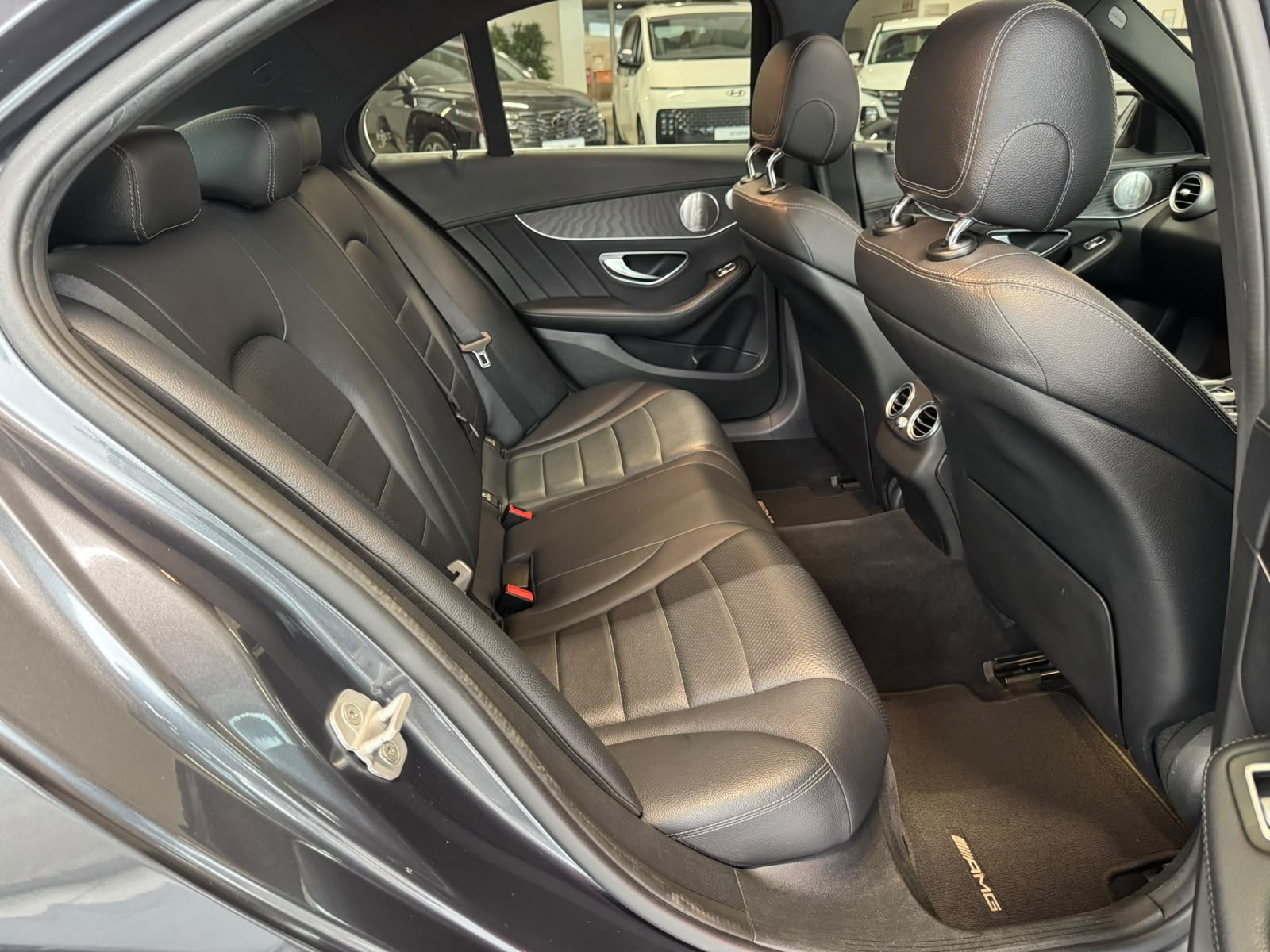 Mercedes-Benz C-Class rear leather seats