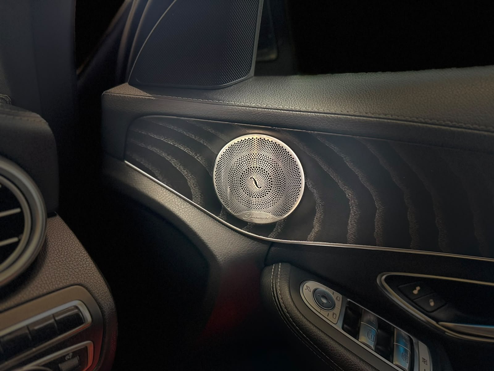 Mercedes-Benz C-Class premium door speaker